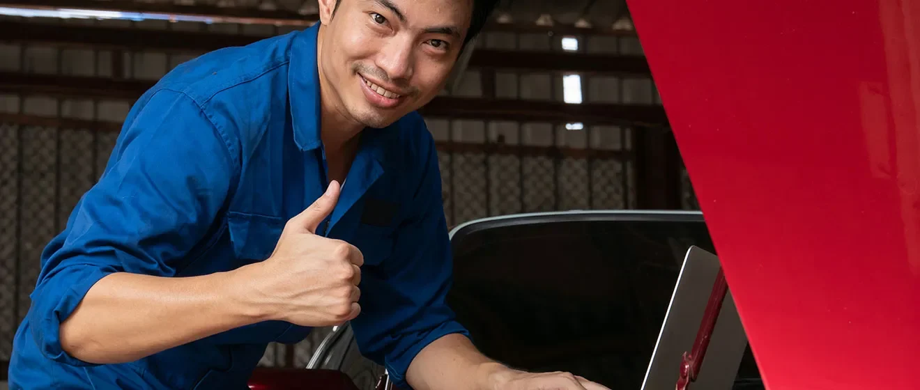 Fama - Autopartes y Cristales