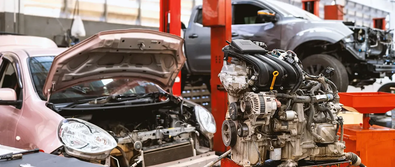 Fama - Autopartes y Cristales