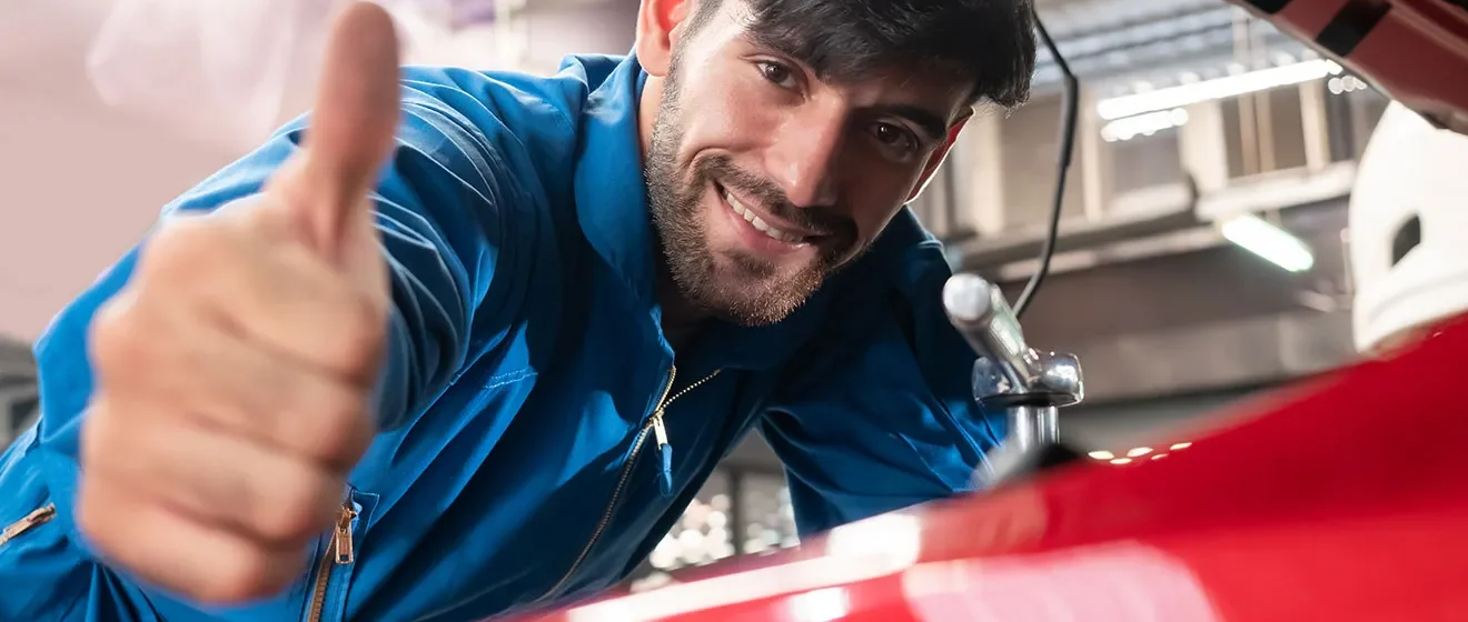 Fama - Autopartes y Cristales